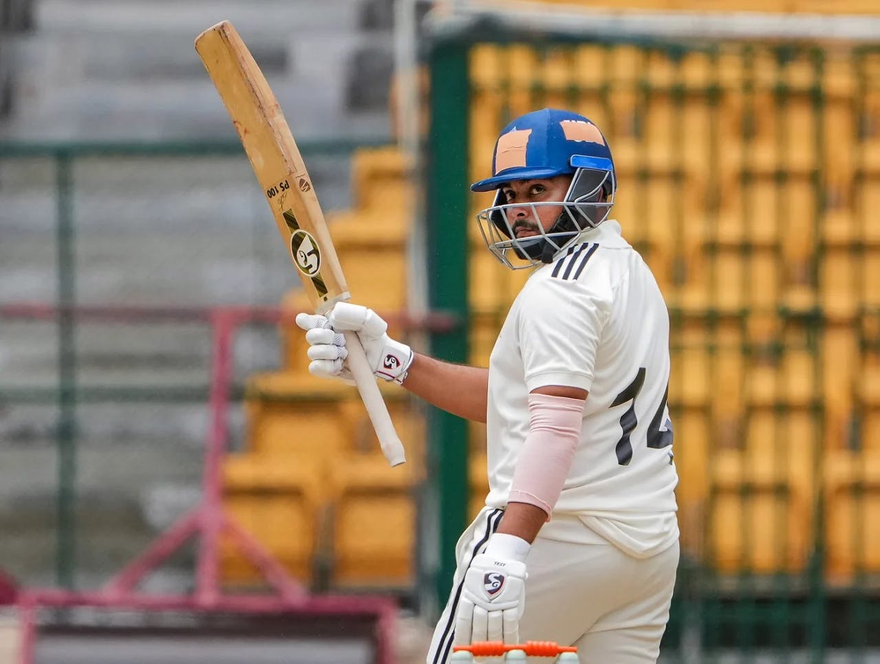 BAD News For Prithvi Shaw! Star Batter Likely To Stay Out Of Action For 3-4  Months Due To Knee Injury – Report